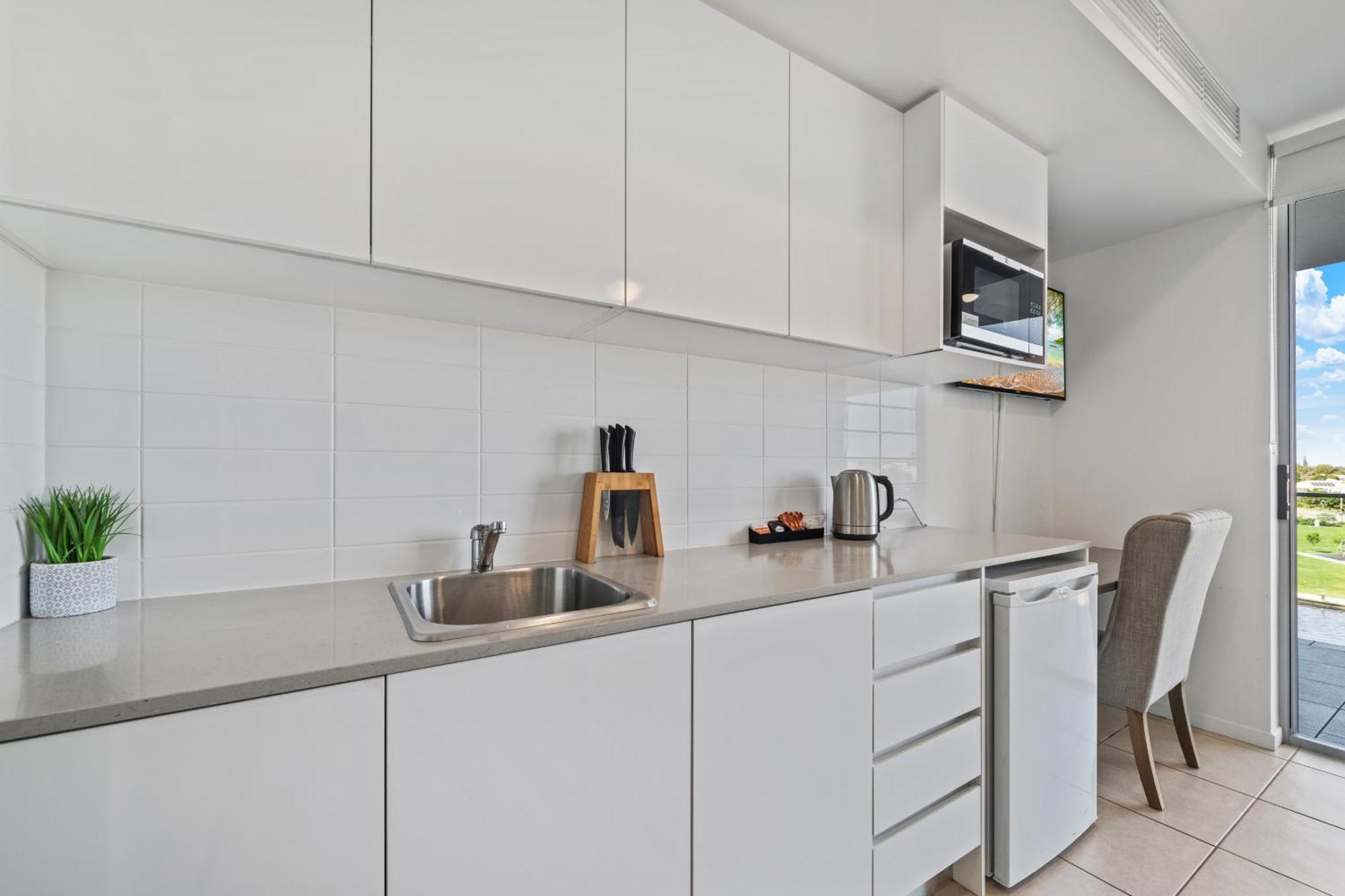 North Shore Oceanside Kawana Kawana Waters Exterior foto