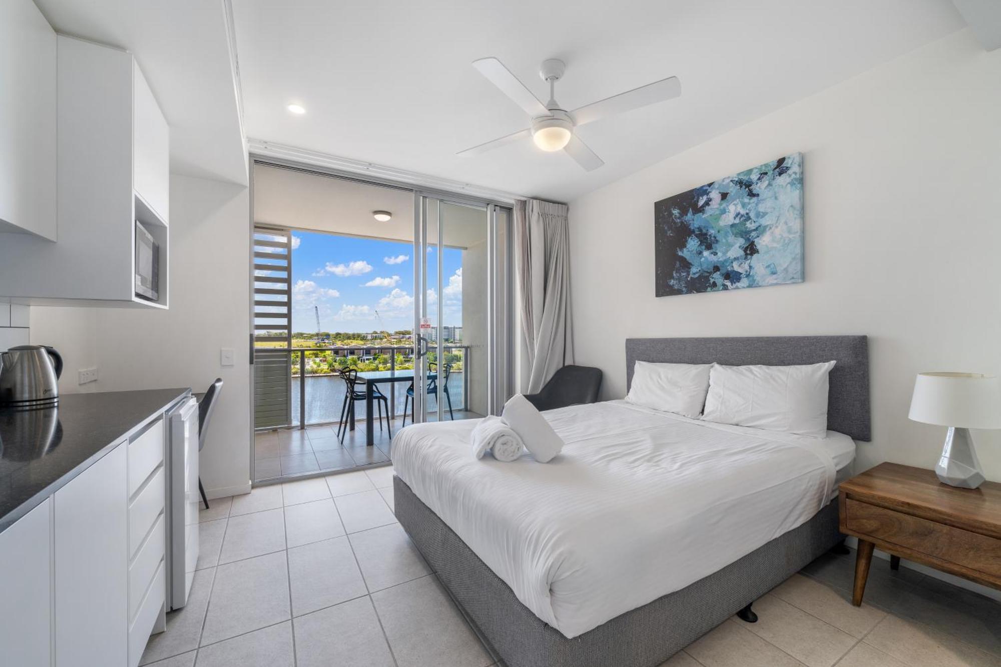 North Shore Oceanside Kawana Kawana Waters Exterior foto