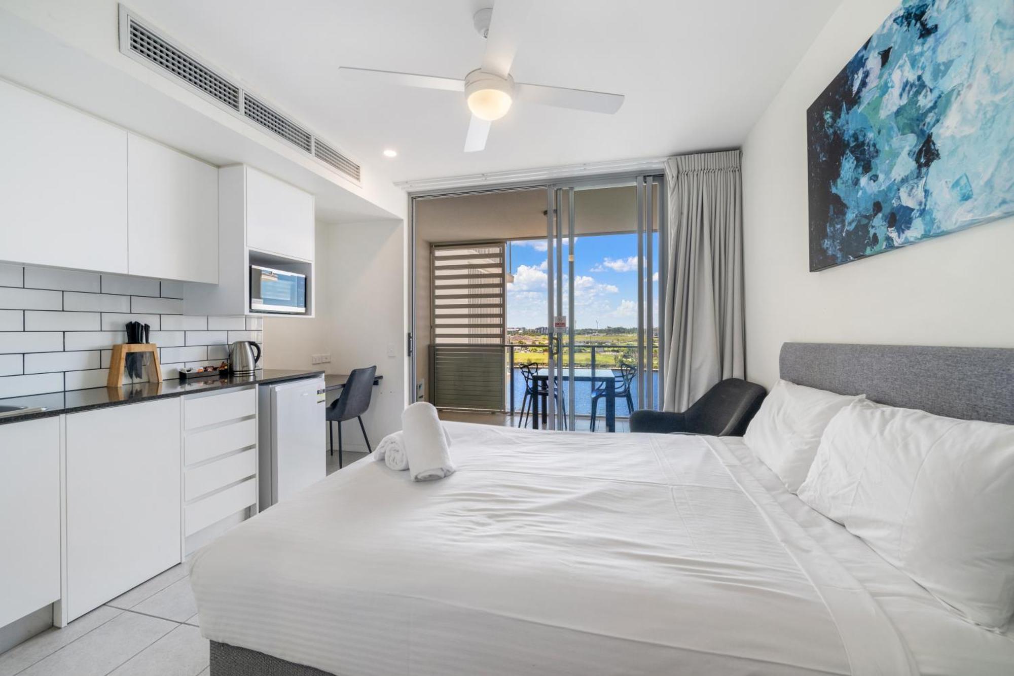 North Shore Oceanside Kawana Kawana Waters Exterior foto